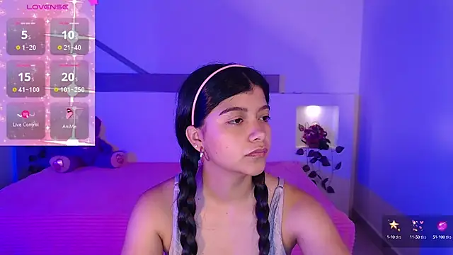 IslaBlaze online show from February 4, 2025, 12:22 pm