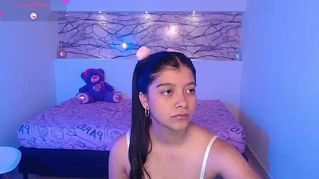 IslaBlaze online show from February 9, 2025, 11:58 am