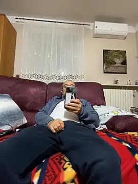 Snapshot of sempreilmio2 chatting on November 15, 2025, 11:32 pm sempreilmio2 online show from November 15, 2025, 11:32 pm