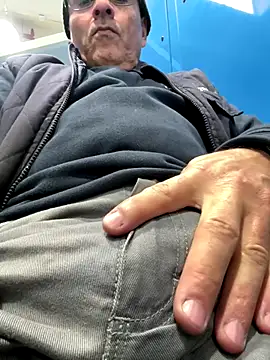 Snapshot of sempreilmio2 chatting on November 26, 2025, 11:44 am sempreilmio2 online show from November 26, 2025, 11:44 am