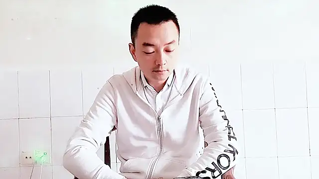 swg176 online show from September 26, 2025, 1:42 am