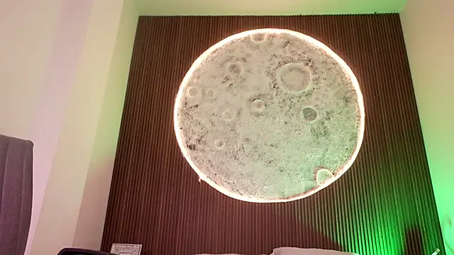 EthaanCox online show from December 23, 2025, 9:07 am