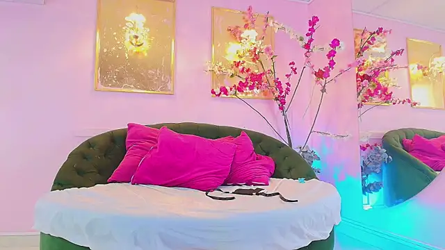 scarlette69 online show from February 21, 2026, 7:26 pm