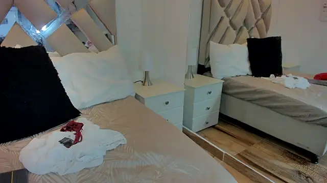 raquell moore online show from March 14, 2025, 10:07 am