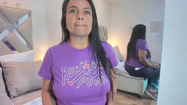 raquell moore online show from November 18, 2025, 11:58 am