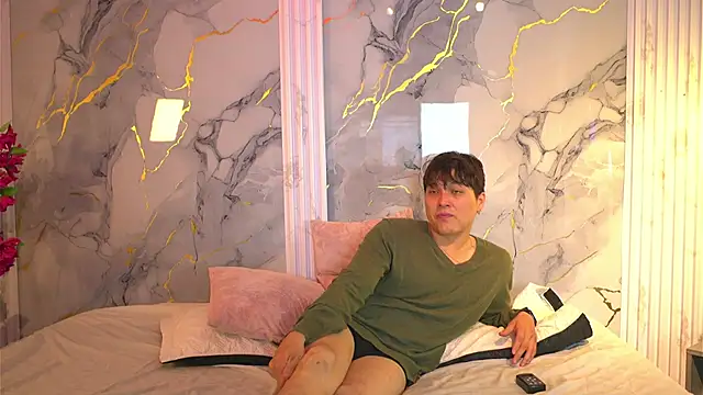 vanilla hot online show from November 20, 2025, 1:33 pm