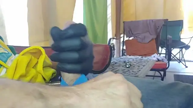 bwcbeat83 online show from February 26, 2026, 11:26 pm