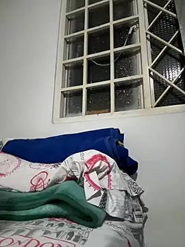 Snapshot of Labylaq chatting on January 18, 2025, 11:55 pm Labylaq online show from January 18, 2025, 11:55 pm
