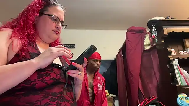 assntitz333 online show from April 19, 2026, 4:56 am