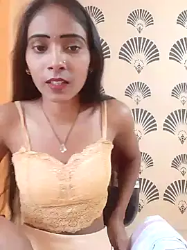 Snapshot of Divya-2007 chatting on February 19, 2025, 11:28 am Divya-2007 online show from February 19, 2025, 11:28 am