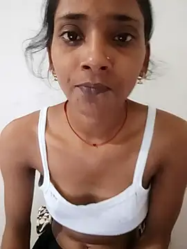 Snapshot of Divya-2007 chatting on September 20, 2025, 1:23 pm Divya-2007 online show from September 20, 2025, 1:23 pm