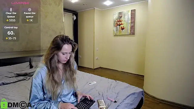 blondyriss online show from September 8, 2025, 7:24 pm