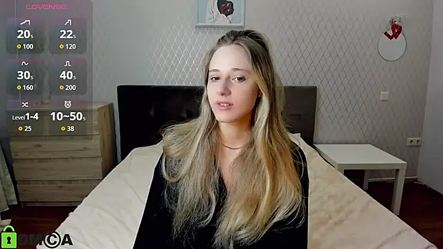 blondyriss online show from September 25, 2025, 6:33 pm