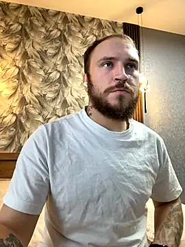  XxX-XxX  online show from September 30, 2025, 12:21 pm