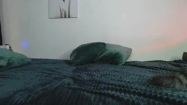 Snapshot of miuri_miy chatting on February 12, 2025, 10:26 pm miuri miy online show from February 12, 2025, 10:26 pm