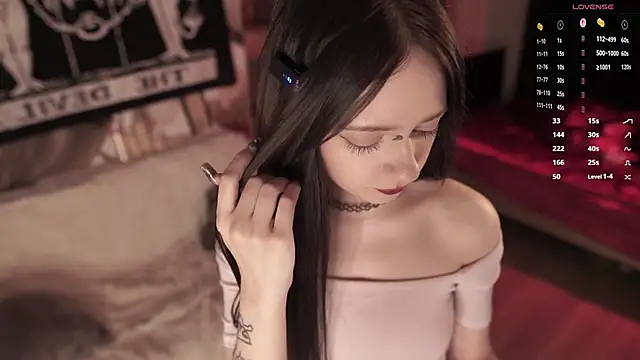 Snapshot of miuri_miy chatting on November 13, 2025, 6:51 pm miuri miy online show from November 13, 2025, 6:51 pm