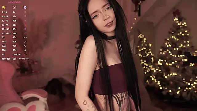 Snapshot of miuri_miy chatting on December 19, 2025, 6:15 pm miuri miy online show from December 19, 2025, 6:15 pm