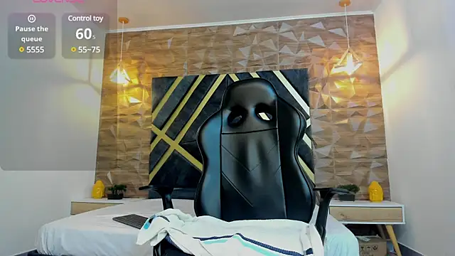 Snapshot of Brad_Summer chatting on March 12, 2025, 12:42 am Brad Summer online show from March 12, 2025, 12:42 am