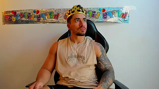 Snapshot of Brad_Summer chatting on September 24, 2025, 5:49 pm Brad Summer online show from September 24, 2025, 5:49 pm