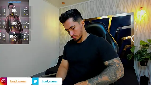 Snapshot of Brad_Summer chatting on October 5, 2025, 3:10 pm Brad Summer online show from October 5, 2025, 3:10 pm