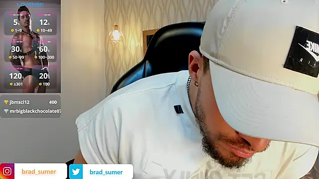 Snapshot of Brad_Summer chatting on October 18, 2025, 5:35 pm Brad Summer online show from October 18, 2025, 5:35 pm