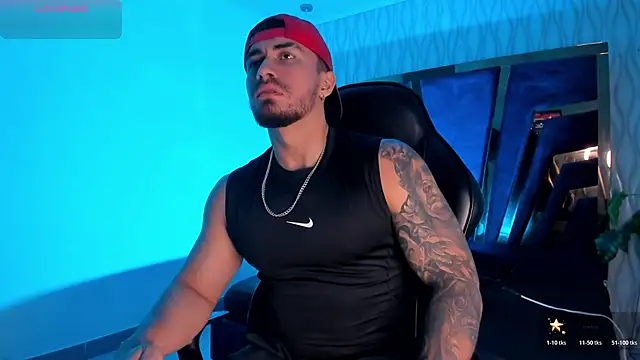 Snapshot of Brad_Summer chatting on October 20, 2025, 5:24 pm Brad Summer online show from October 20, 2025, 5:24 pm