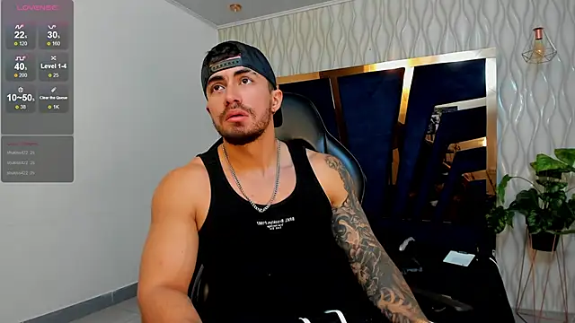 Snapshot of Brad_Summer chatting on October 22, 2025, 5:56 pm Brad Summer online show from October 22, 2025, 5:56 pm