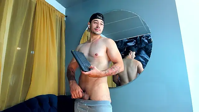 Salvatore costa online show from March 11, 2025, 10:42 pm