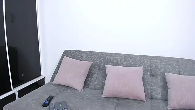 Alondra Cutie online show from January 8, 2026, 7:49 pm