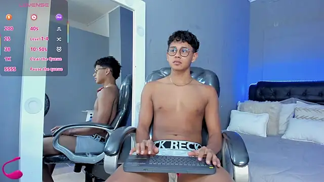 Dawn16  online show from November 3, 2025, 9:27 pm