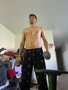 PerroDemonioHot online show from February 26, 2025, 6:21 pm