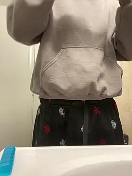 PerroDemonioHot online show from February 28, 2025, 4:21 am