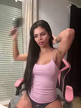 Rosariolovex online show from February 16, 2025, 11:38 am