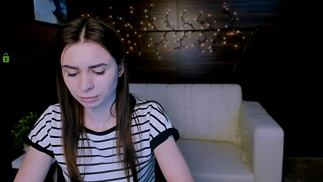 flora ri online show from January 25, 2025, 10:51 am