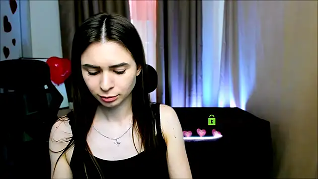 flora ri online show from February 18, 2025, 1:44 pm