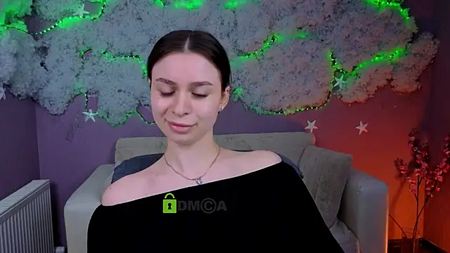 flora ri online show from April 24, 2026, 9:23 am