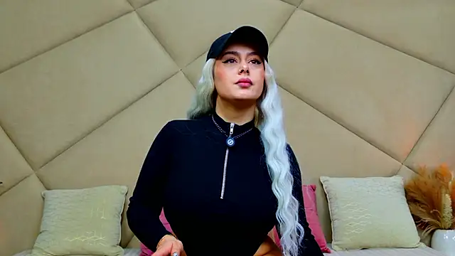 ChloeFrost online show from February 9, 2026, 6:17 am