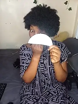 Snapshot of Vprettieeer chatting on February 20, 2025, 4:28 am Vprettieeer online show from February 20, 2025, 4:28 am