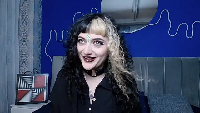 Snapshot of JeanneSabatier chatting on June 3, 2026, 8:03 pm JeanneSabatier online show from June 3, 2026, 8:03 pm