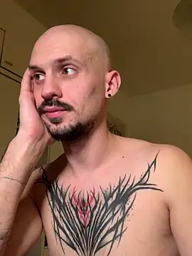 AssHunter4k online show from March 5, 2025, 8:42 pm