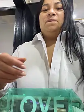 Snapshot of Miia_Jazmin chatting on February 27, 2025, 11:10 am Miia Jazmin online show from February 27, 2025, 11:10 am