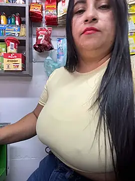 Snapshot of Miia_Jazmin chatting on March 1, 2025, 7:04 pm Miia Jazmin online show from March 1, 2025, 7:04 pm