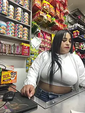 Snapshot of Miia_Jazmin chatting on October 9, 2025, 9:13 pm Miia Jazmin online show from October 9, 2025, 9:13 pm