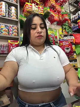 Snapshot of Miia_Jazmin chatting on October 16, 2025, 6:20 pm Miia Jazmin online show from October 16, 2025, 6:20 pm