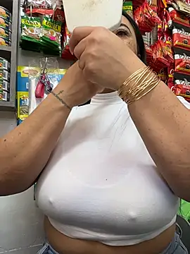 Snapshot of Miia_Jazmin chatting on December 14, 2025, 1:16 pm Miia Jazmin online show from December 14, 2025, 1:16 pm