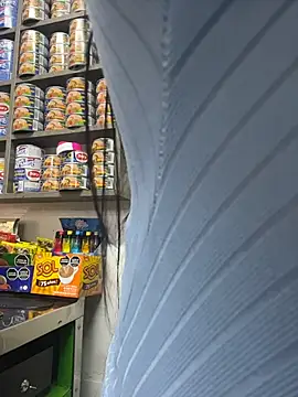 Snapshot of Miia_Jazmin chatting on December 17, 2025, 8:04 pm Miia Jazmin online show from December 17, 2025, 8:04 pm