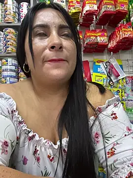 Snapshot of Miia_Jazmin chatting on February 5, 2026, 10:14 pm Miia Jazmin online show from February 5, 2026, 10:14 pm