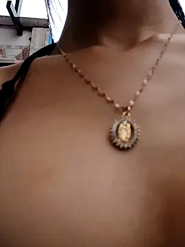 Zoe Sweett18 online show from March 15, 2025, 3:06 pm