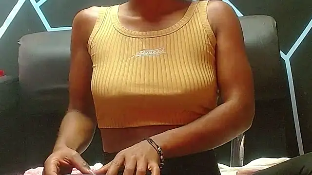 Biancalopez-02 online show from September 22, 2025, 4:20 pm