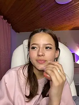 Sofia18 pinkk online show from February 23, 2025, 1:24 am